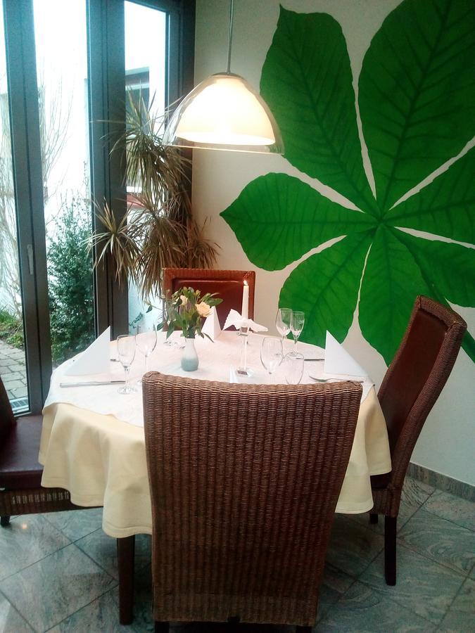戈登斯拉姆餐厅和酒店 丁克尔斯比尔 外观 照片